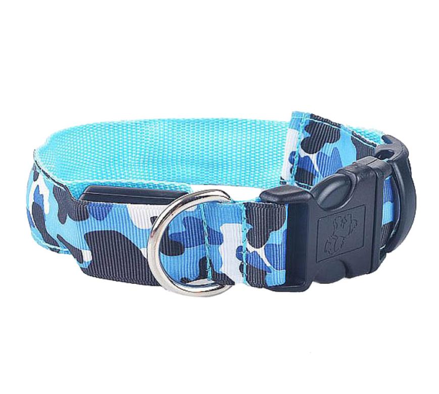 Camouflage Pet fournit un collier de chien lumineux