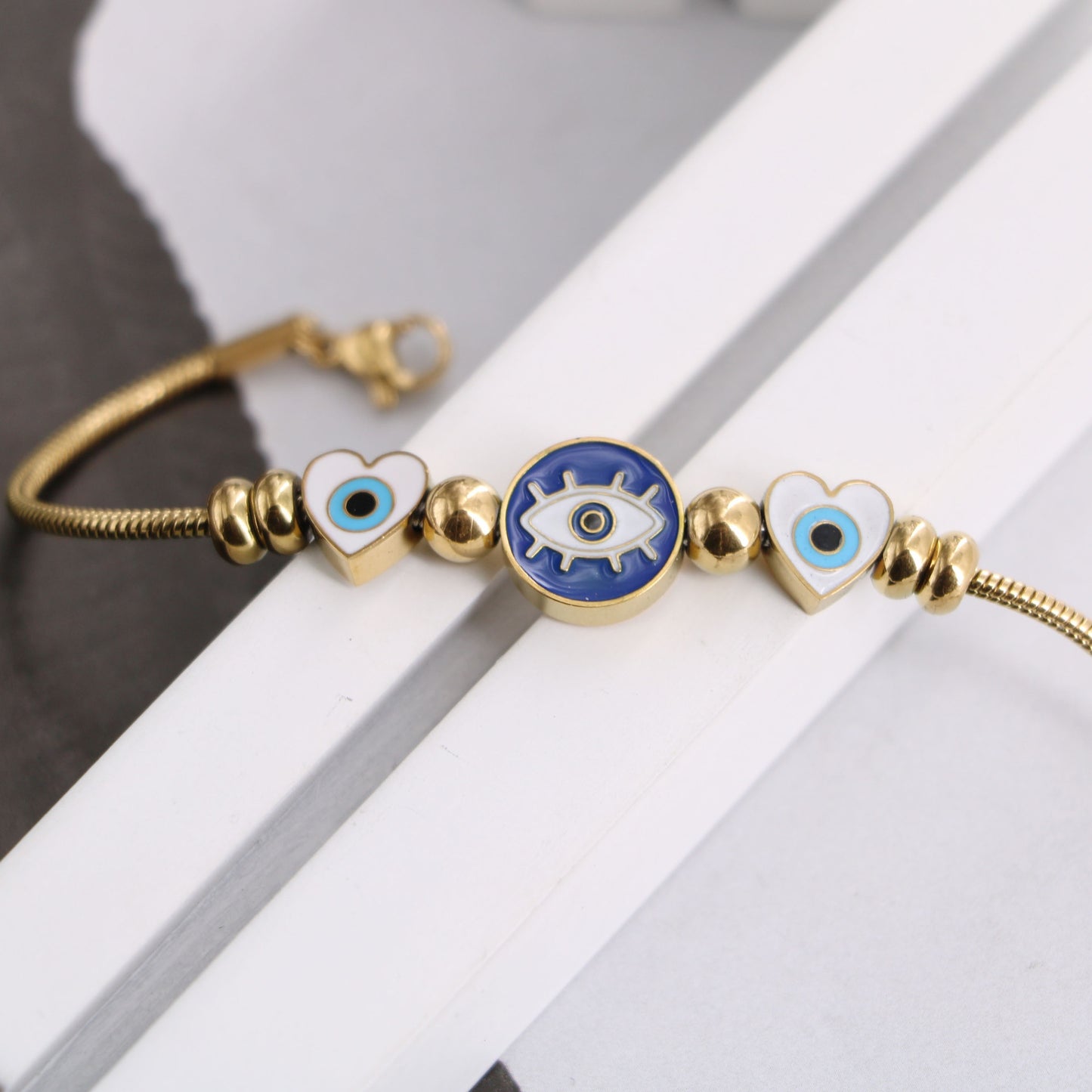 Devil's Eye Element Bracelet