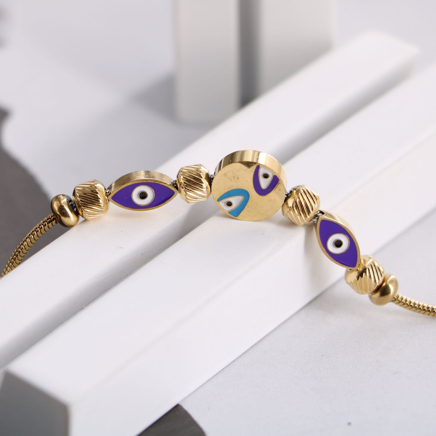 Devil's Eye Element Bracelet