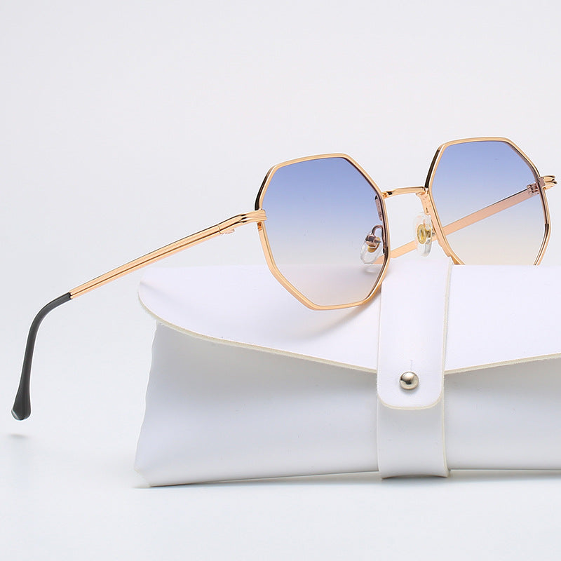 New Unisex Stylish Sunglasses