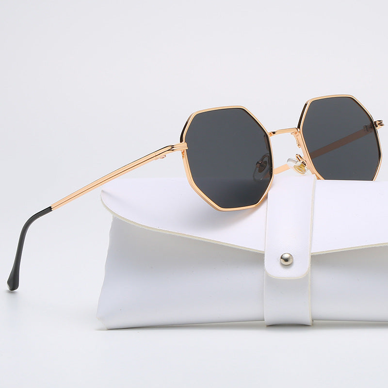 New Unisex Stylish Sunglasses